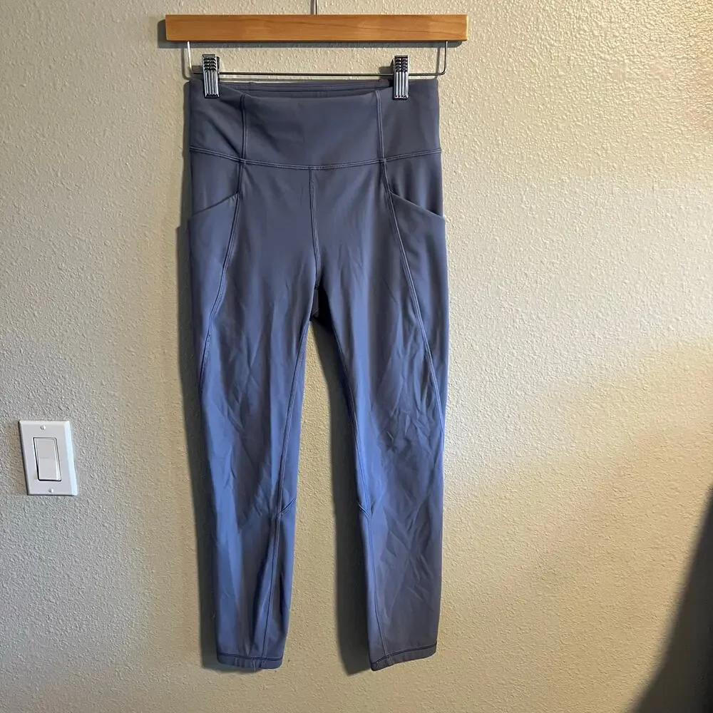 Lululemon Time to Sweat Crop 23